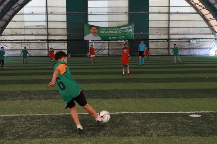 676 Öğrenci Turnuva Heyecanıyla Sahada Buluştu